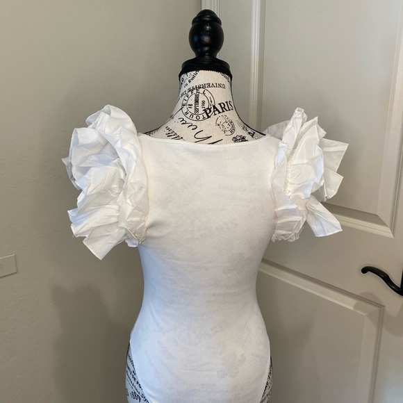 ZARA White Ruffle Sleeve Women's Bodysuit - Picture 3 of 9